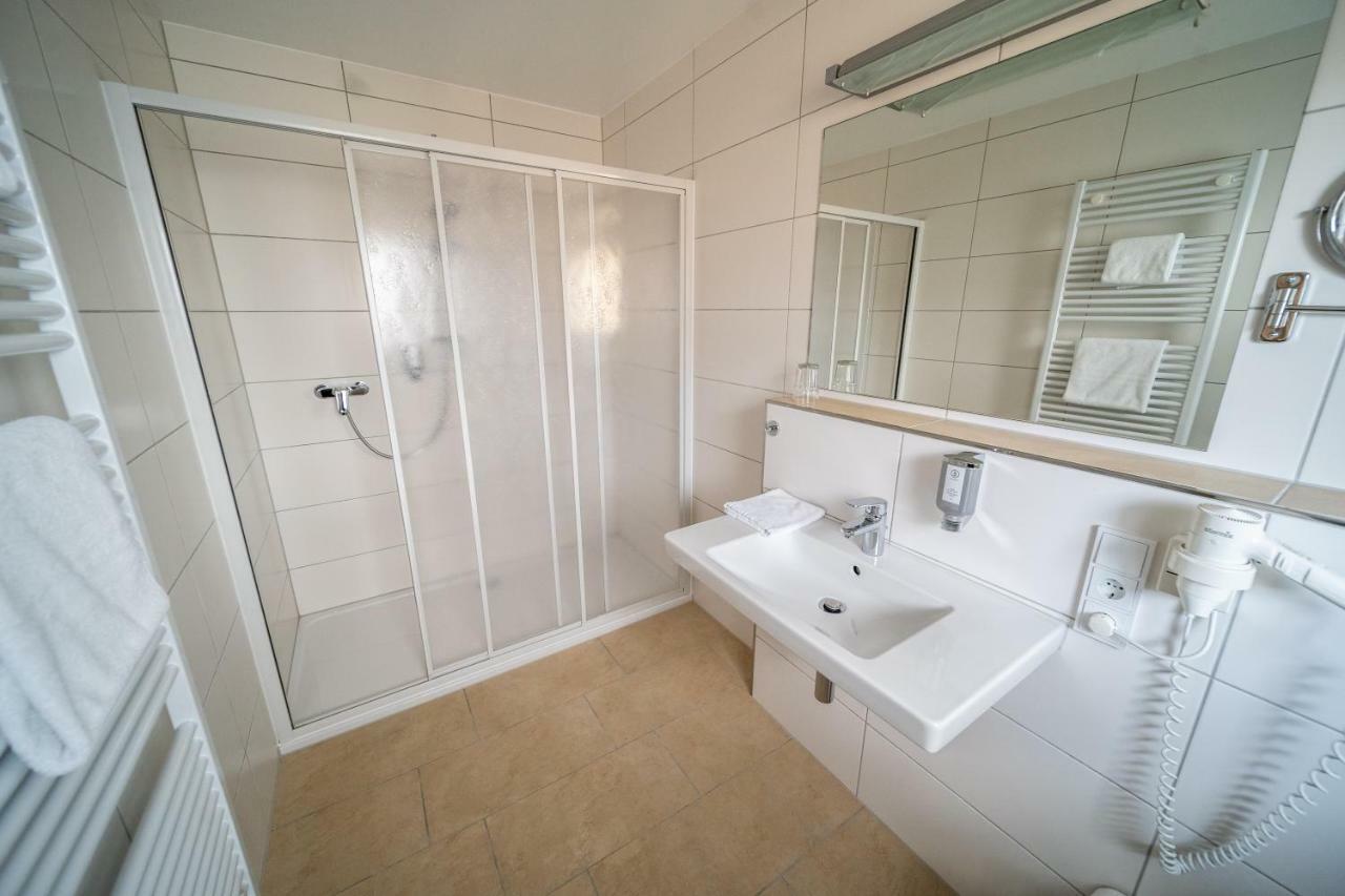 Hotel Rieder Wiesemscheid Ngoại thất bức ảnh